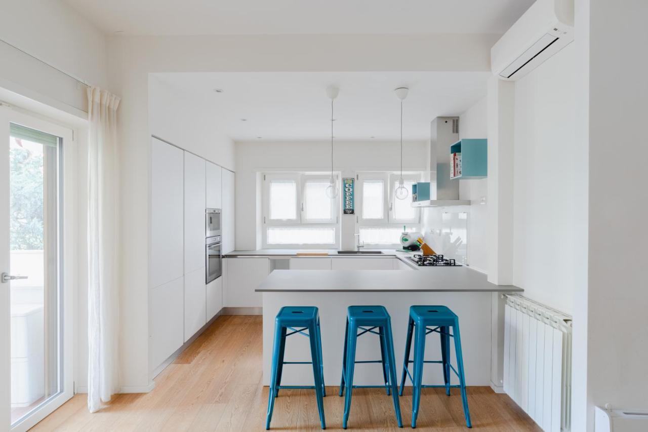 Stupendo Appartamento In Quartiere Residenziale Рим Экстерьер фото